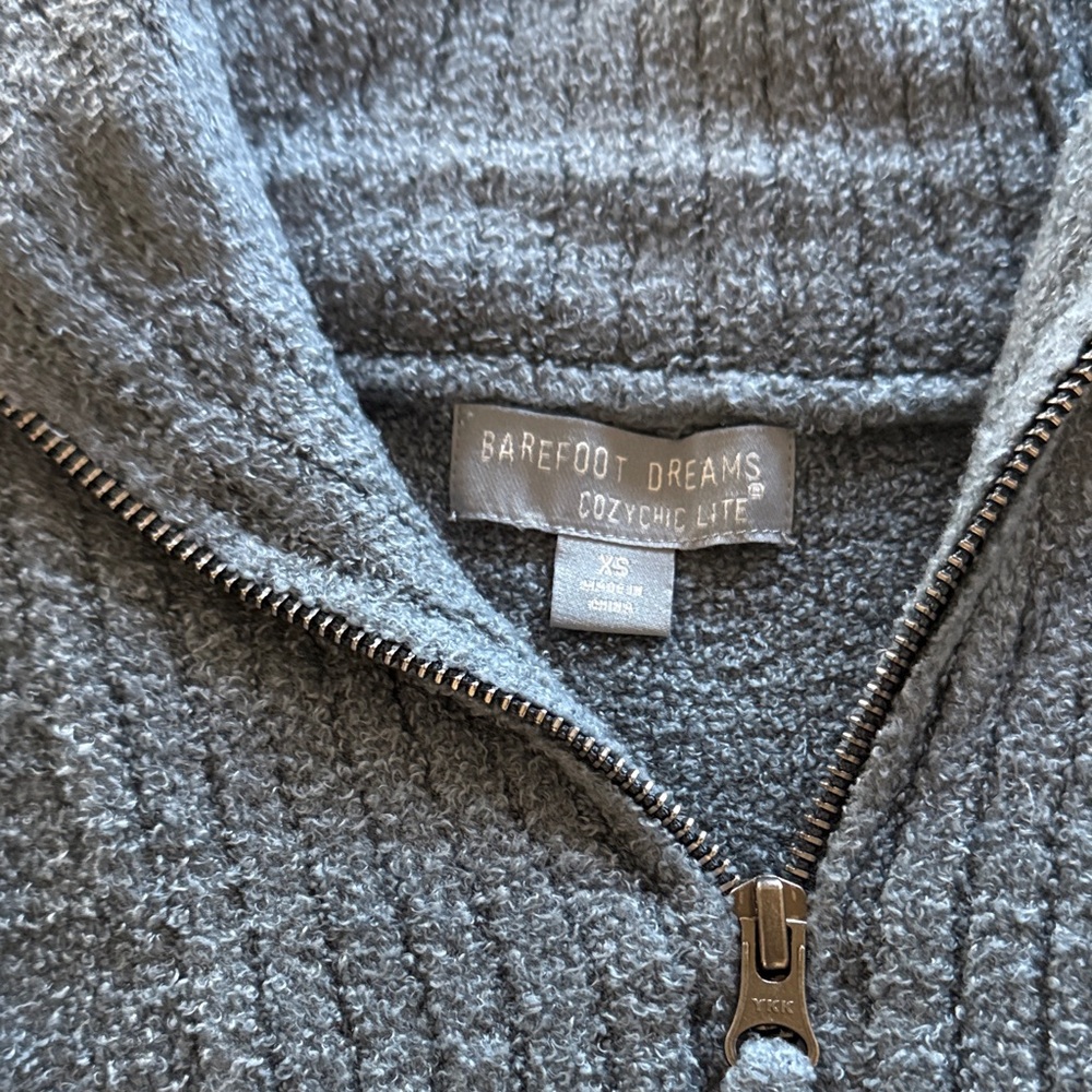 Like new barefoot dreams cozy chic lite tunic